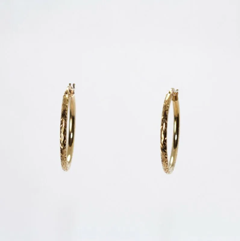 9ct Yellow Gold Patterned Hoop Earrings LJ7688