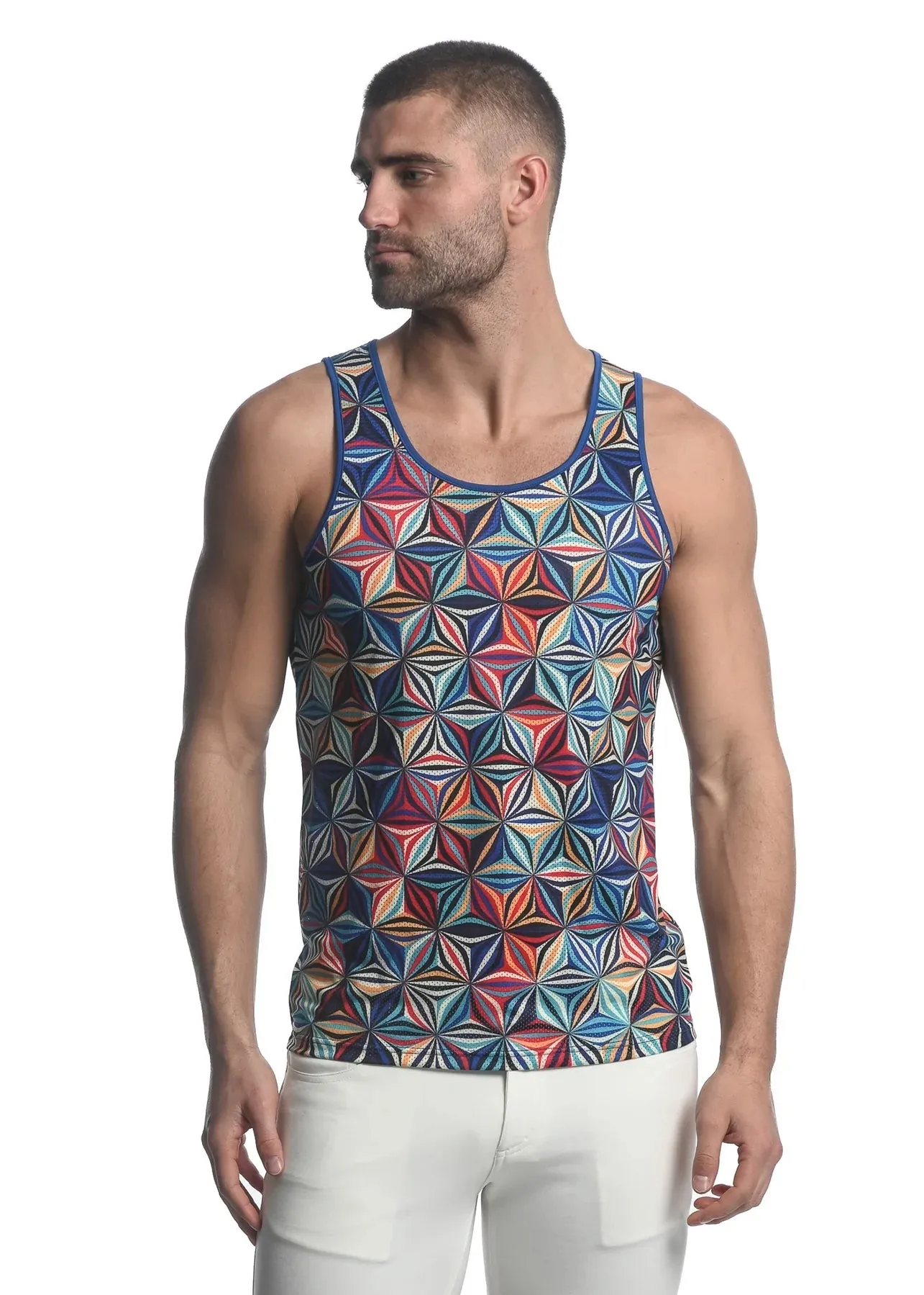 ABSTRACT PRINTED MESH TANK