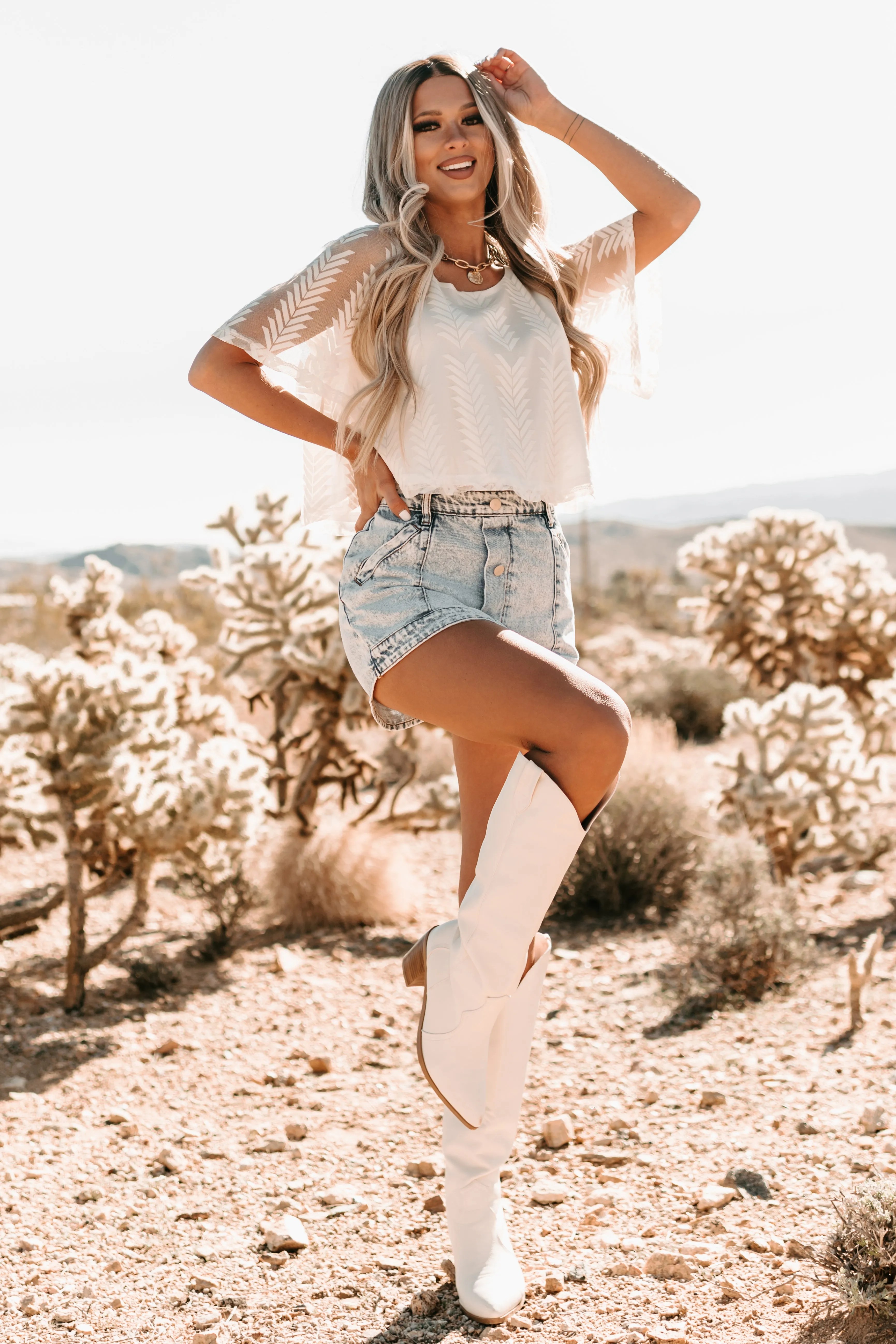 Alexia Patterned Mesh Short Sleeve Crop Top (Cream)