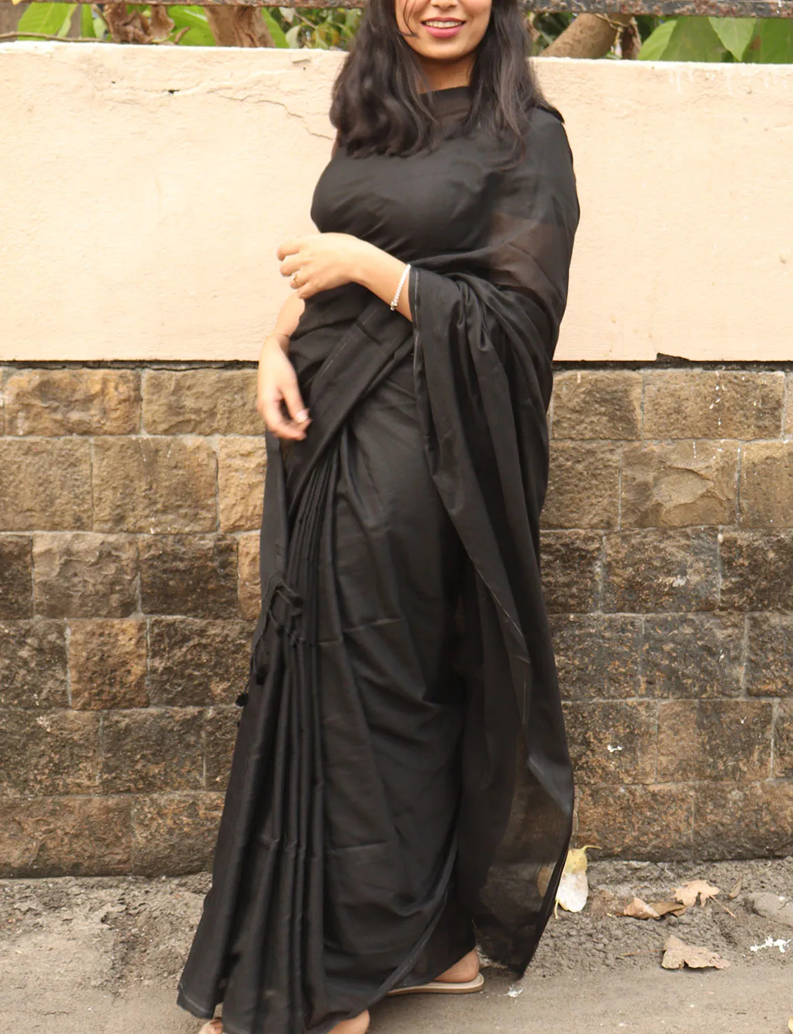 Black Handloom Plain Bengal Cotton Saree