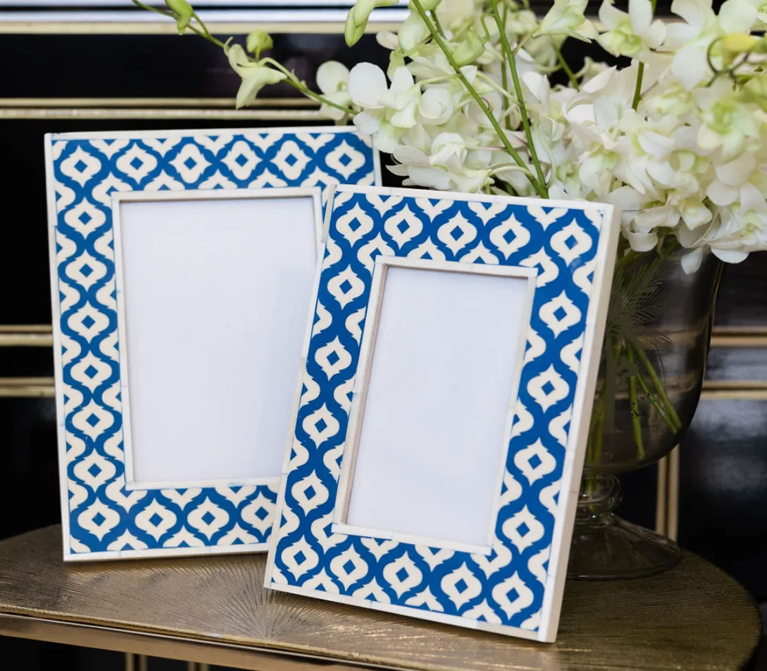 Blue patterned photo frame (4 x 6 photo)