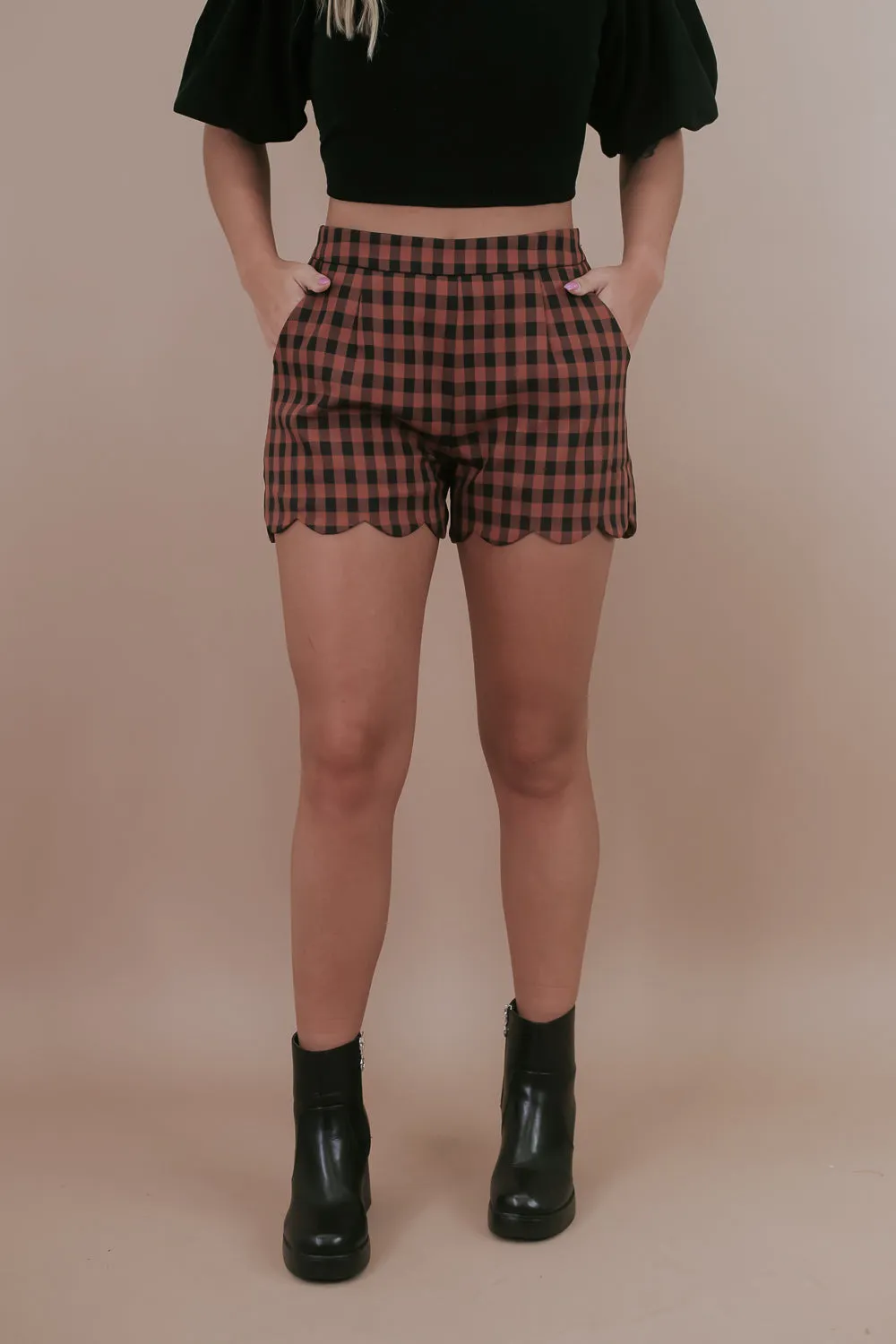 Fast Lane Plaid Scalloped Short, Terracotta