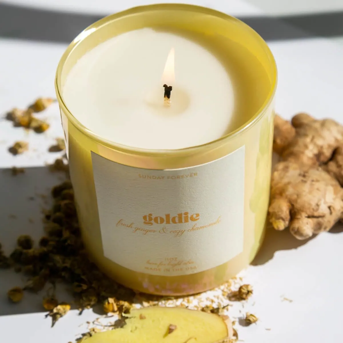 Goldie Luxury Candle with Ginger and Chamomile