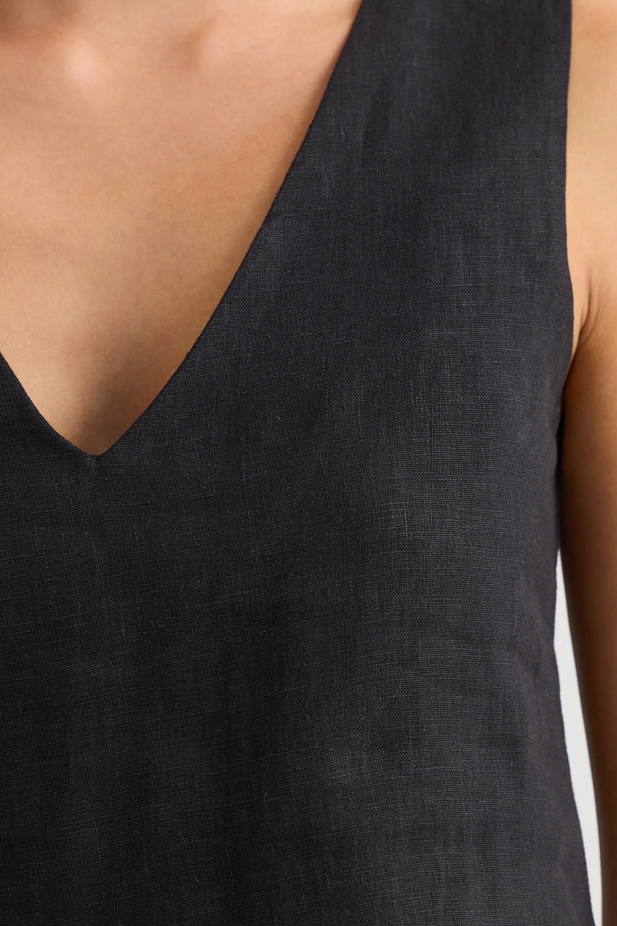 Savannah Reversible Linen Top Black