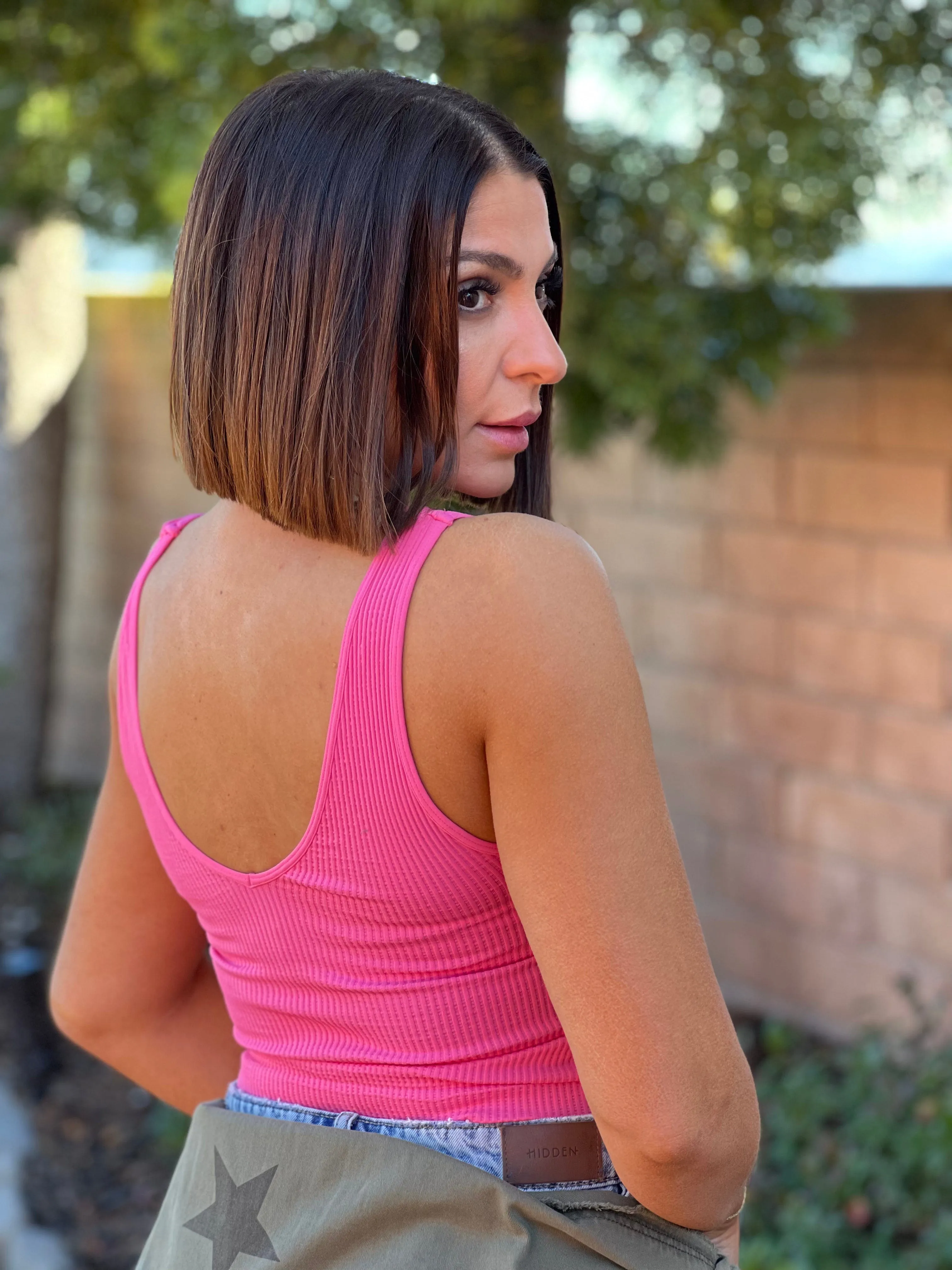 Sila Reversible Crop Tank (Pink Cosmo)